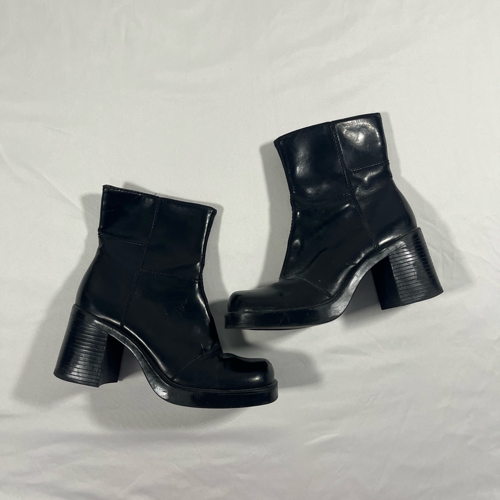 90s True Vintage Vtg Rampage Black Patchwork Faux Leather Heeled Boots